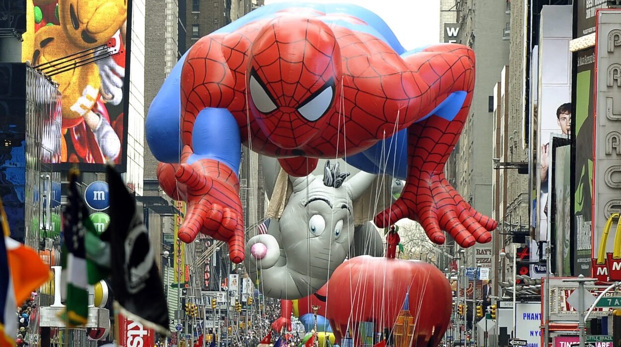 Incredible Facts About the Macy's Thanksgiving Day Parade